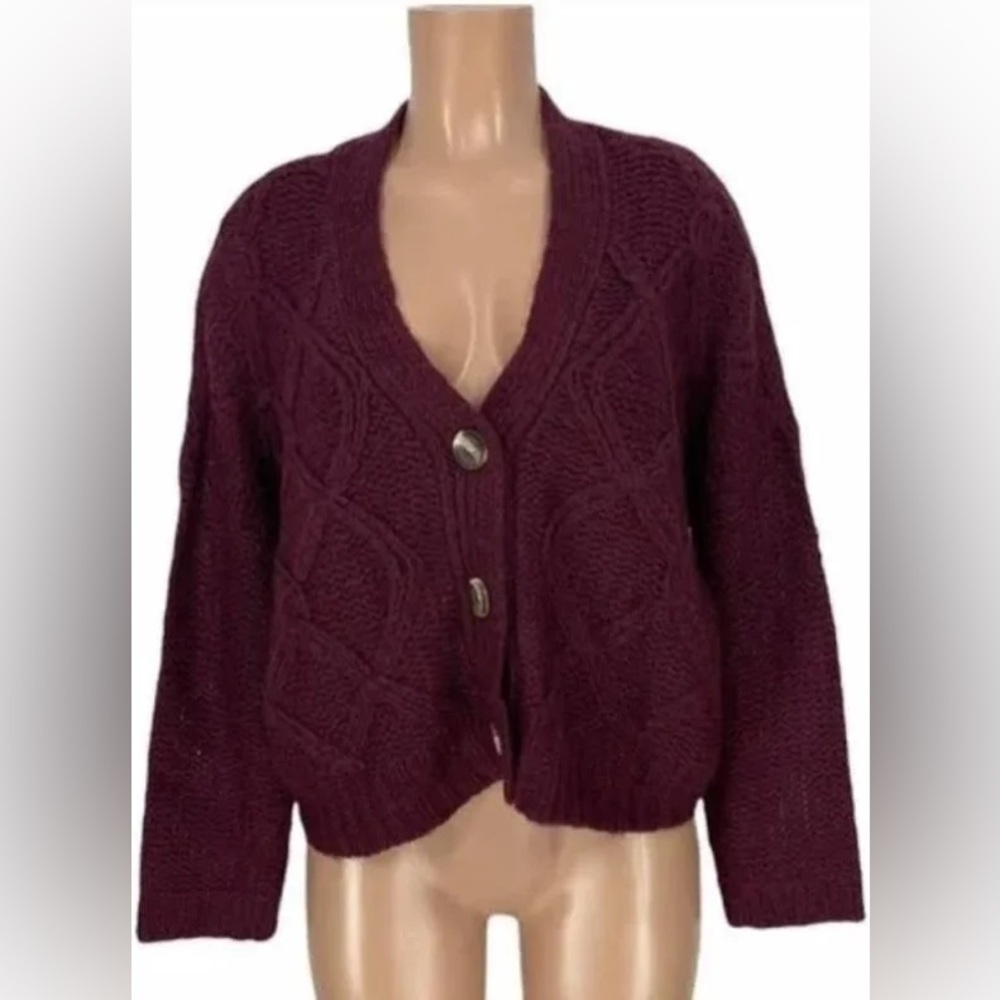 Cropped cardigan